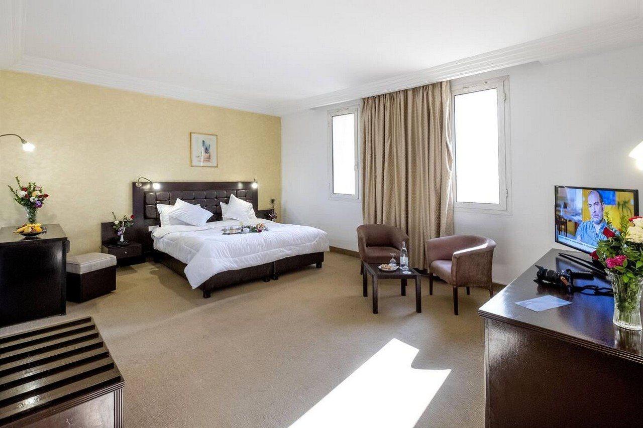 Hotel Ibn Khaldoun Tunis Exteriör bild