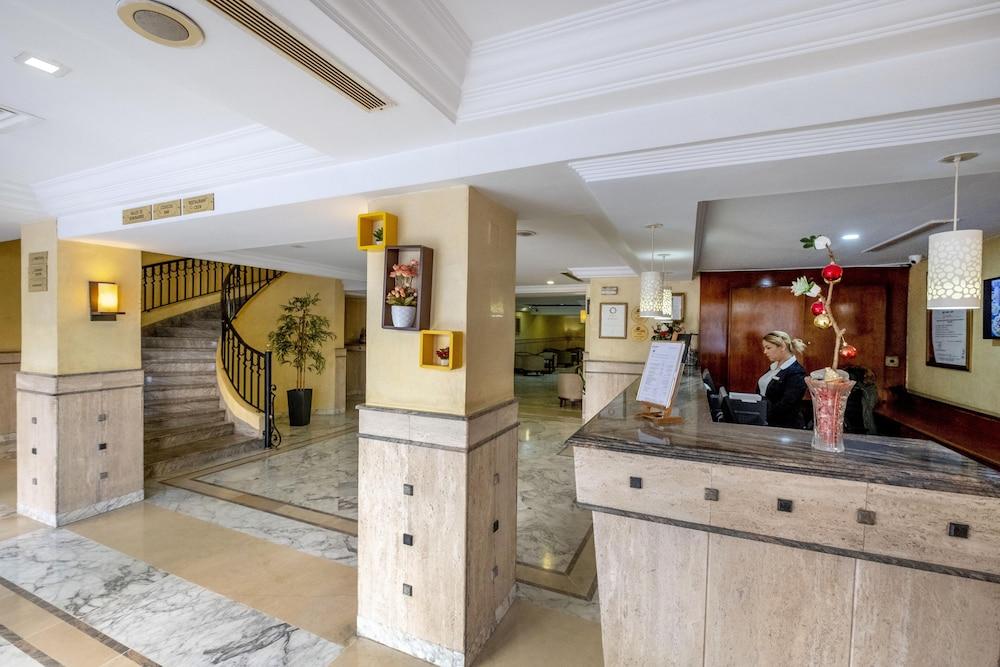 Hotel Ibn Khaldoun Tunis Exteriör bild